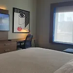 Holiday Inn Express & Suites - Charlotte - South End By Ihg