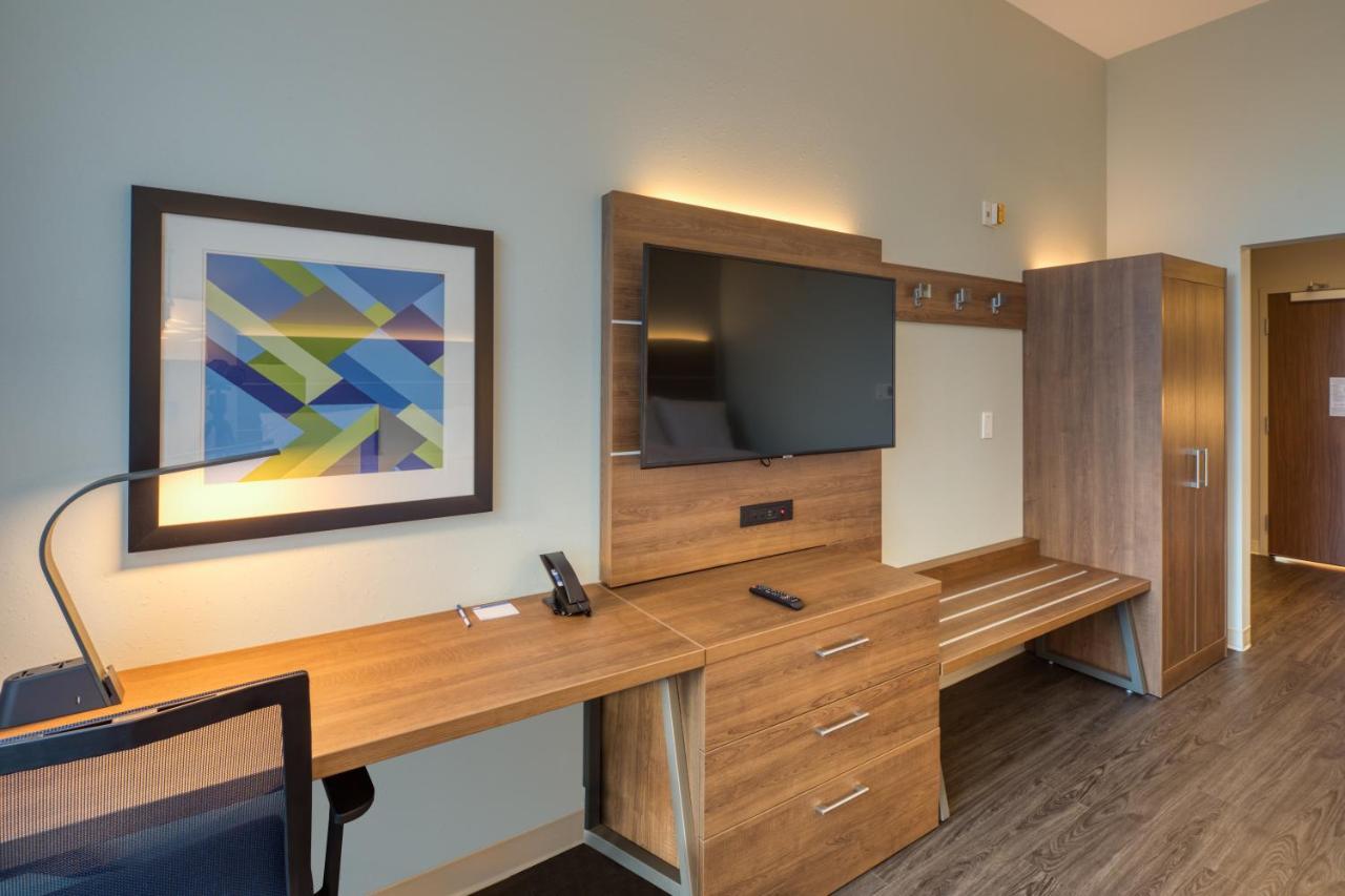 Express & - - South End By Ihg