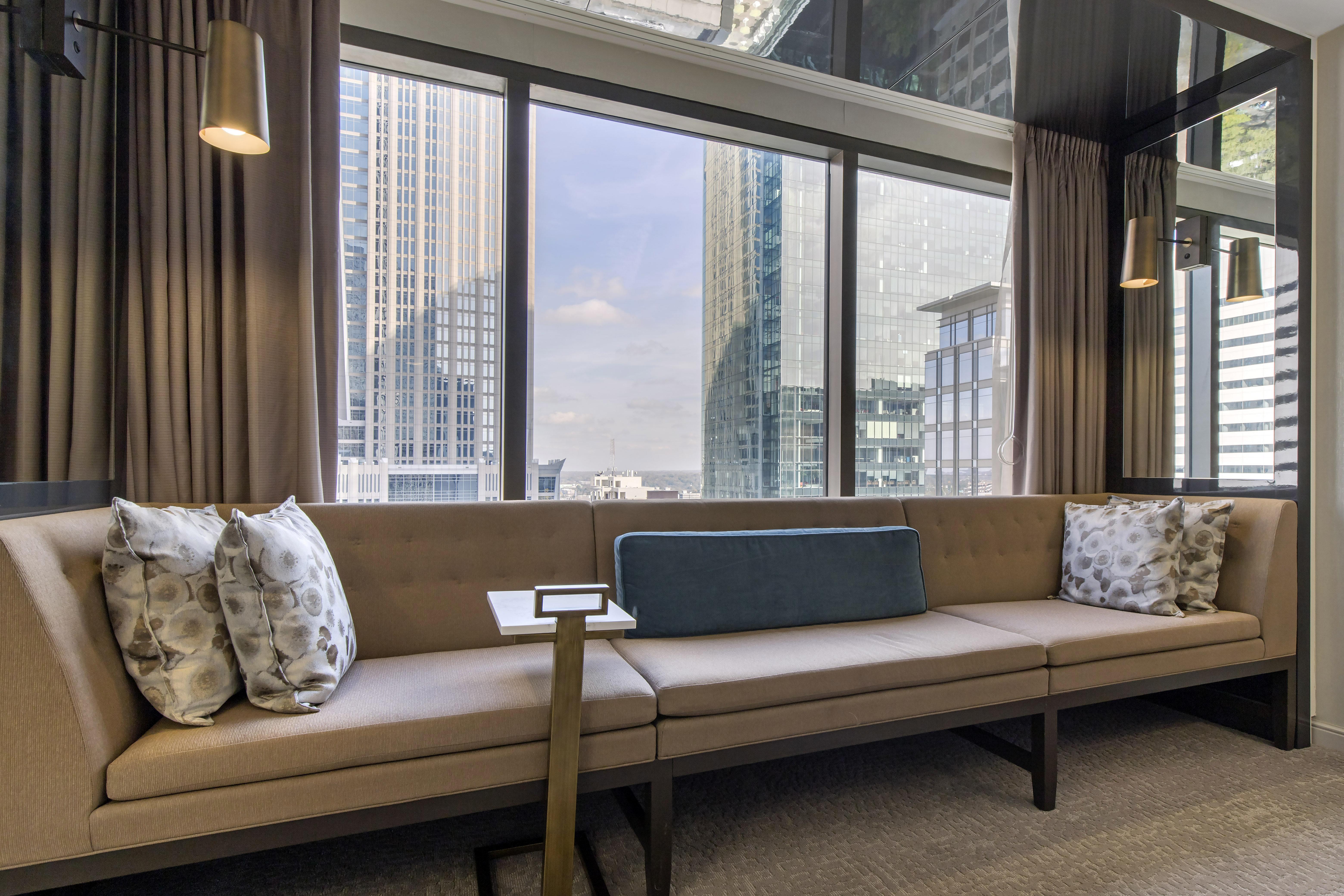Omni 4* Charlotte