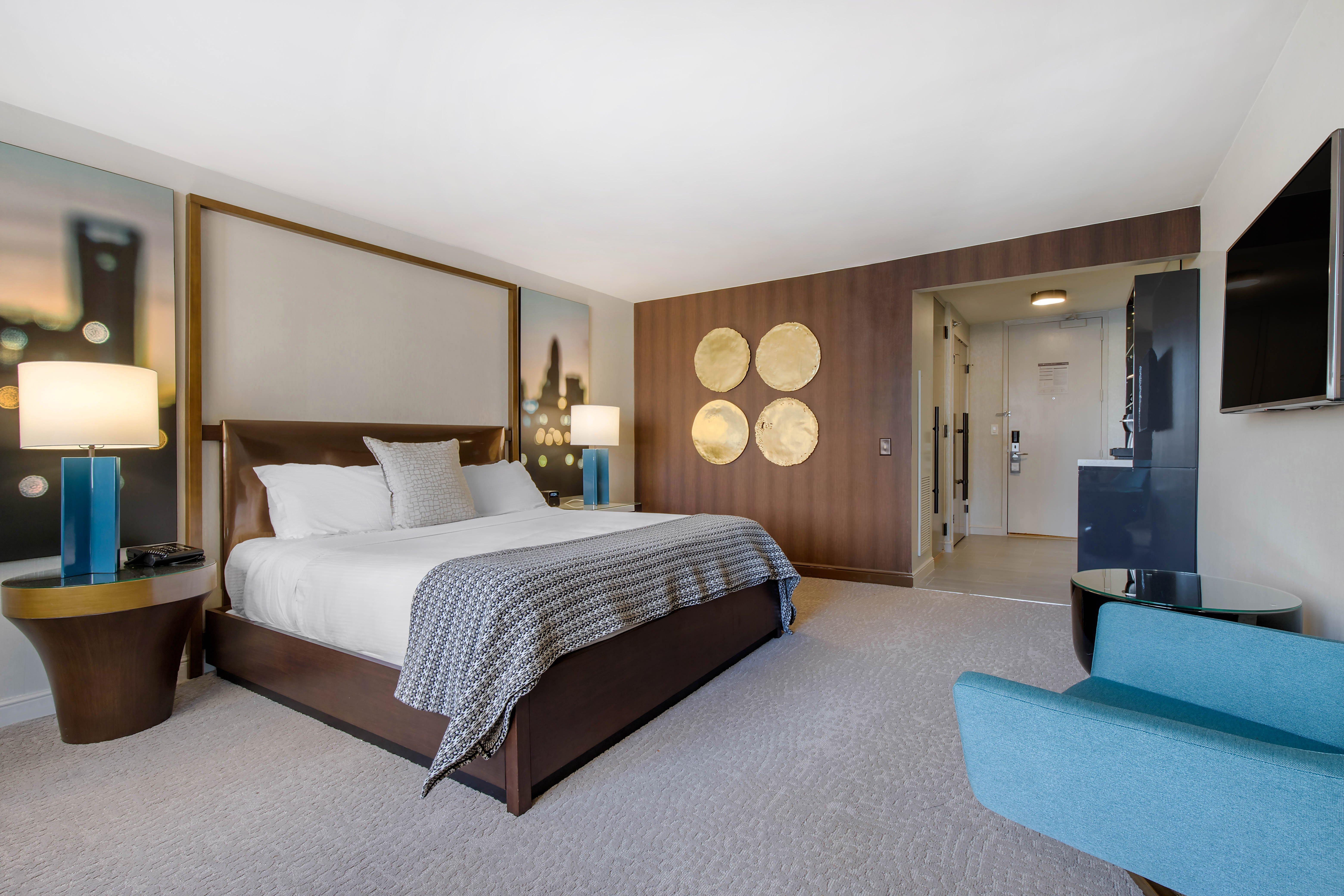 Omni Hotel 4*