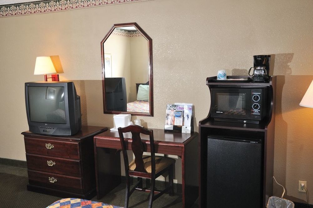 Continental - Motel Charlotte