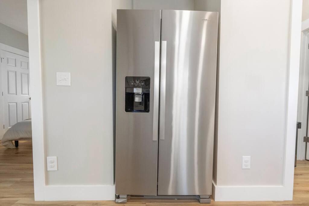 Holiday home Brand New Cozy Modern W/hot Tub+movieroom 7 Min From Uptown Charlotte