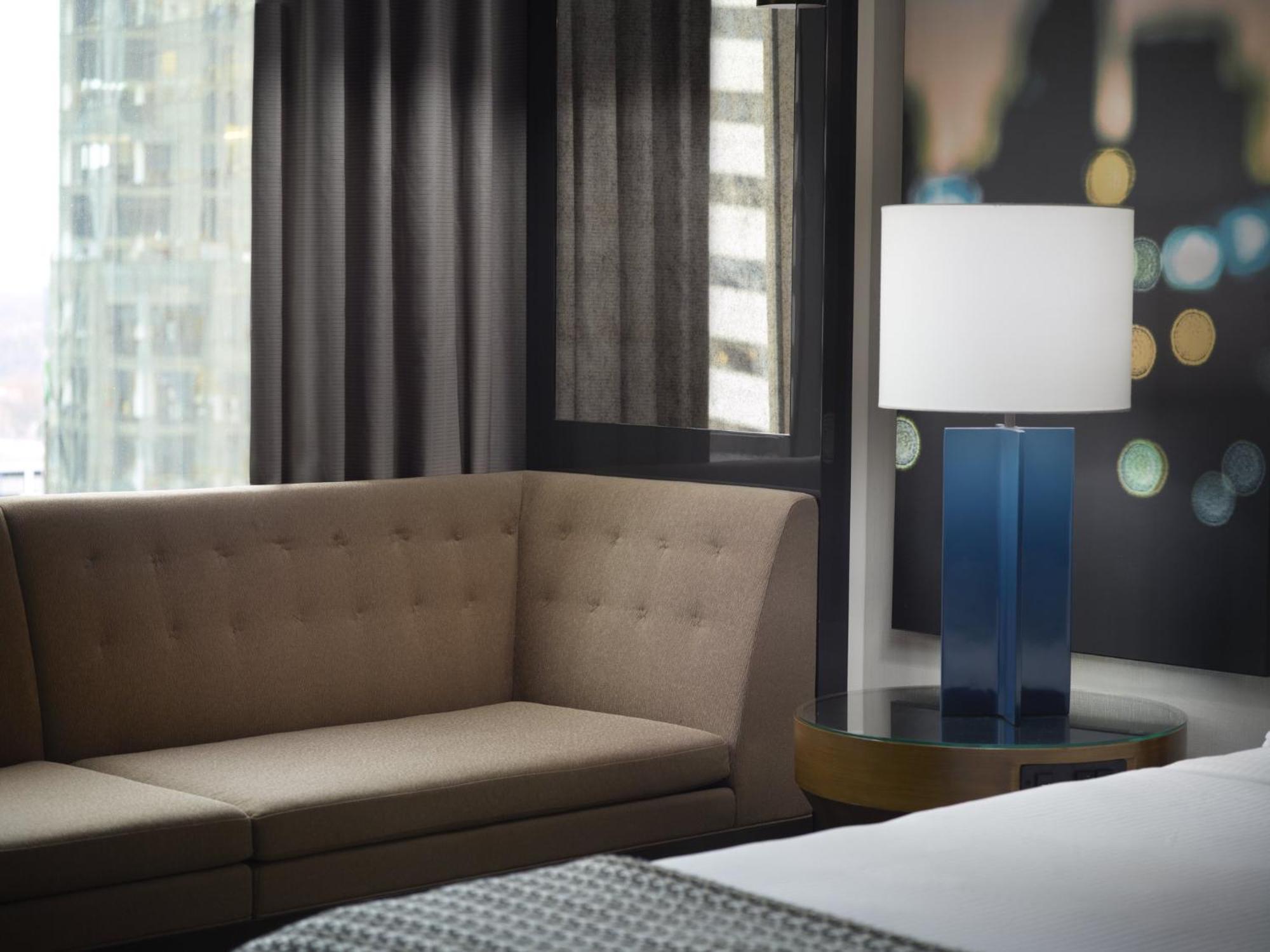 Omni Hotel 4*