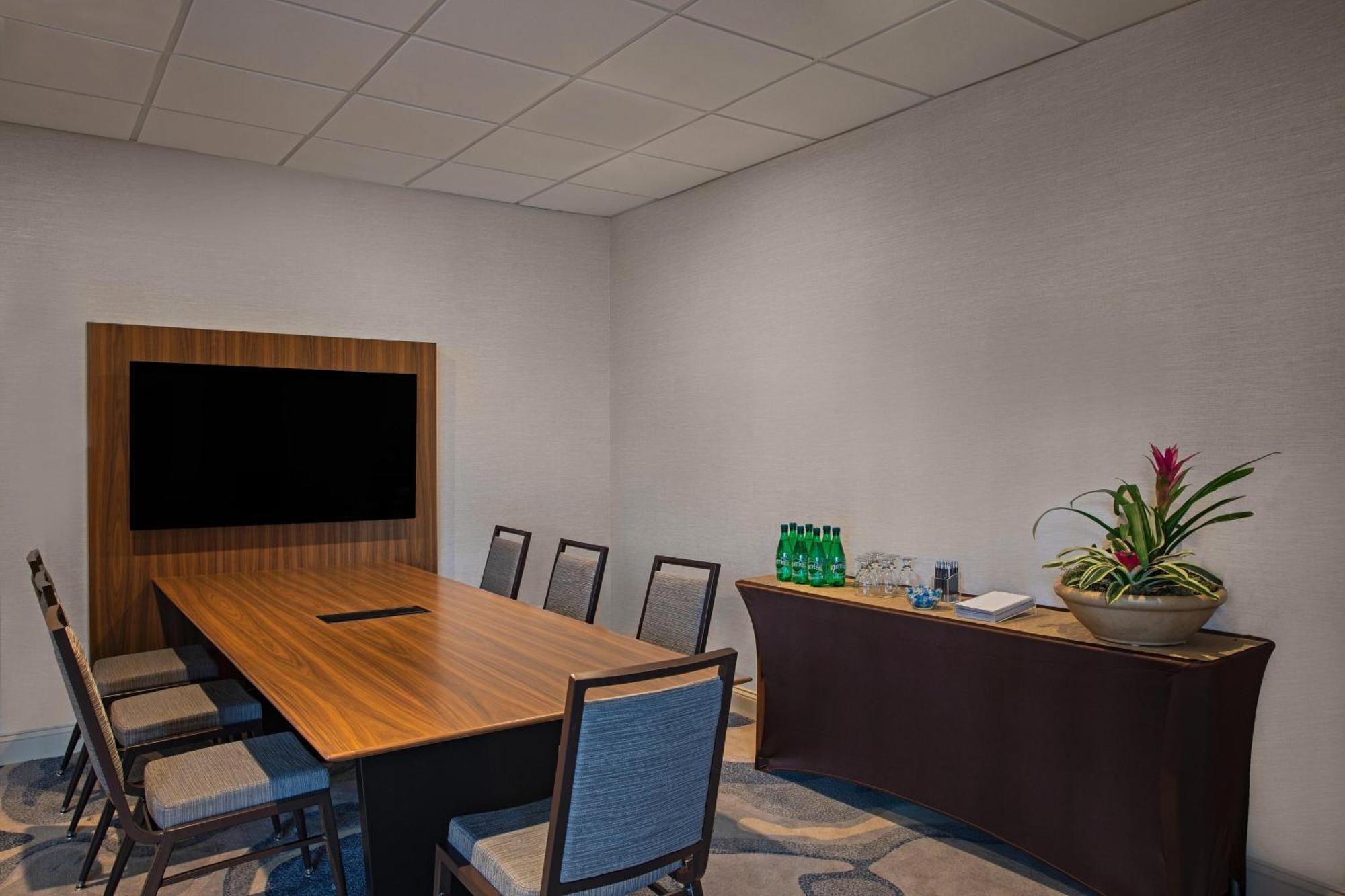 Hotel Sheraton Airport