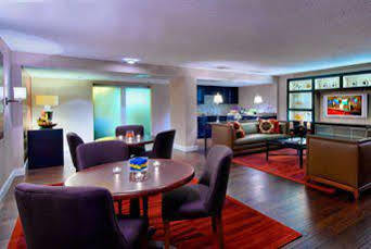 Hotel Sheraton Airport 4*