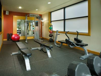 Hotel Doubletree By Hilton Airport 4*