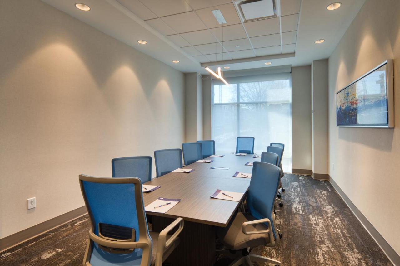 Express & - - South End By Ihg Hotel 3*
