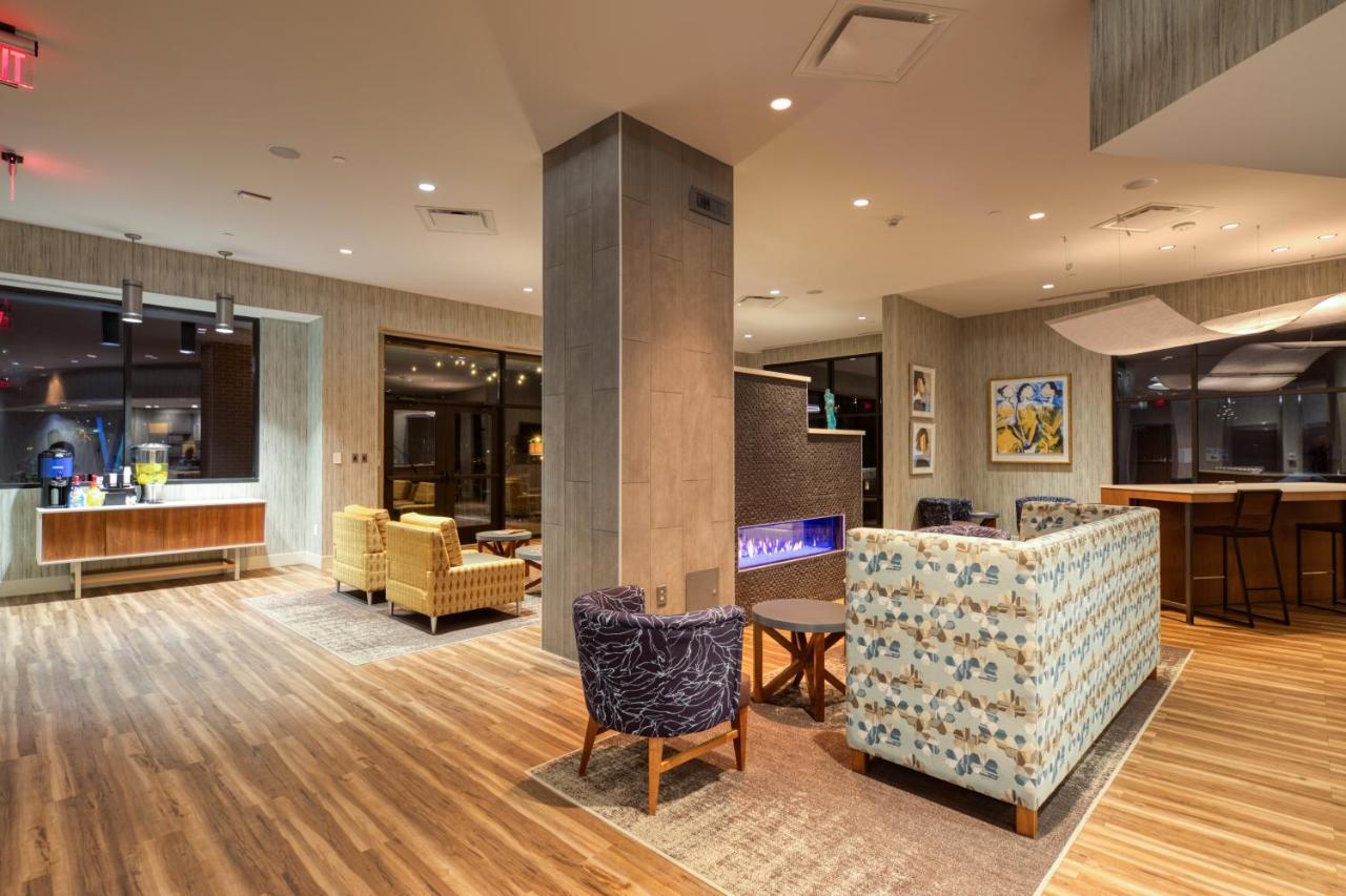 Express & - - South End By Ihg