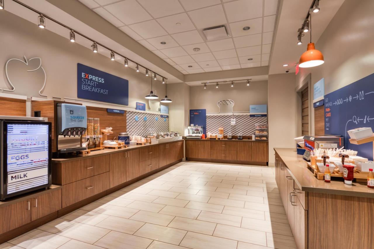 Express & - - South End By Ihg 3*