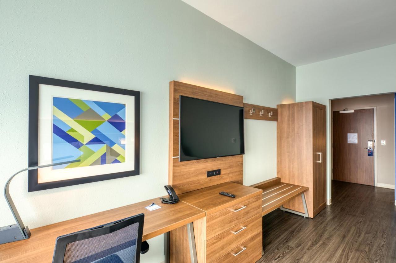 Express & - - South End By Ihg