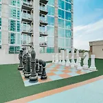 Frontdesk Skyhouse Apts Uptown Charlotte