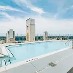 Frontdesk Skyhouse Apts Uptown Charlotte