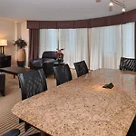Doubletree By Hilton Charlotte City Center