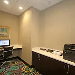Holiday Inn Express & Suites Charlotte North By Ihg
