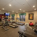 Holiday Inn Express & Suites Charlotte North By Ihg