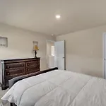 Beautifull House Near Airport