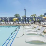 Landing At Pine 25 North End - 1 Bedroom In Tryon Hills