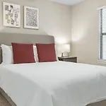 Landing At Pine 25 North End - 1 Bedroom In Tryon Hills