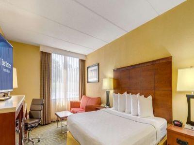 The Independence - Matthews Hotel