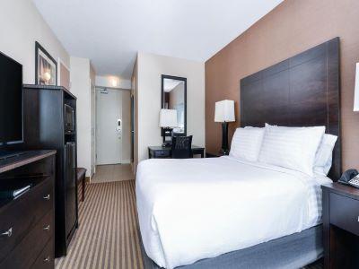 Doubletree By Hilton Center Hotel