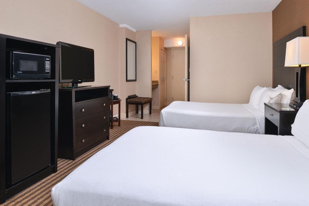 Doubletree By Hilton Center Charlotte