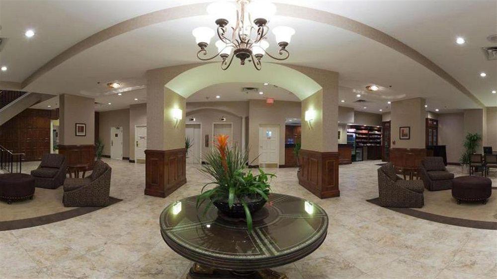 Fairfield & By Marriott Uptown 3*