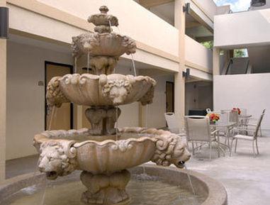 Hilton Garden Charlotte/ayrsley 3*