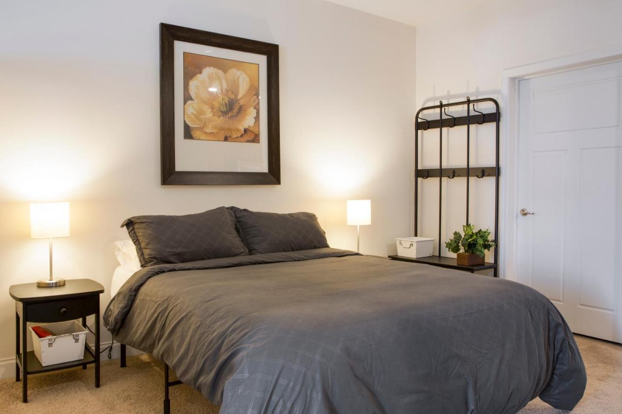 Studio And 1br Apts By Frontdesk Charlotte