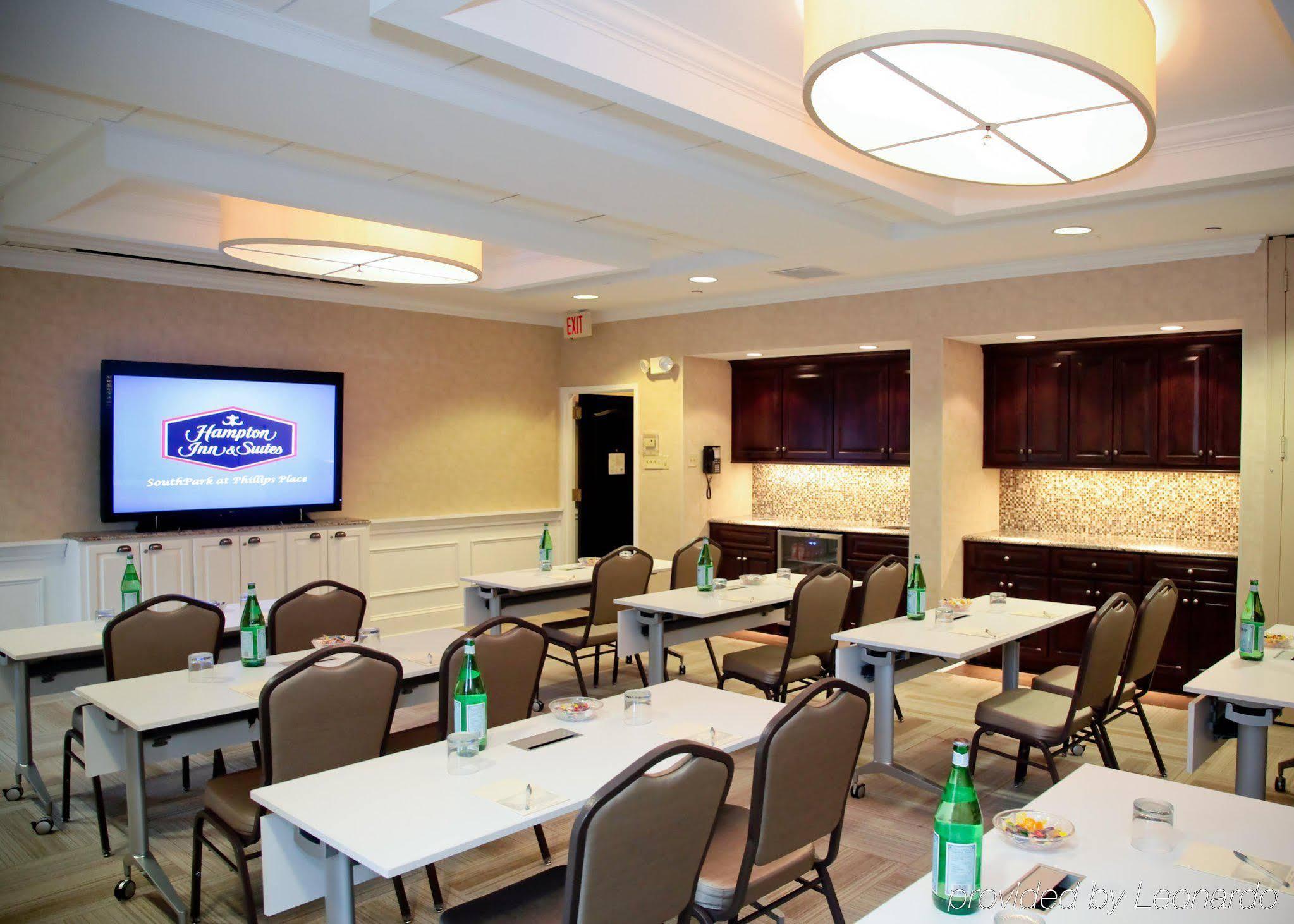 Hampton & South Park At Phillips Place 3*
