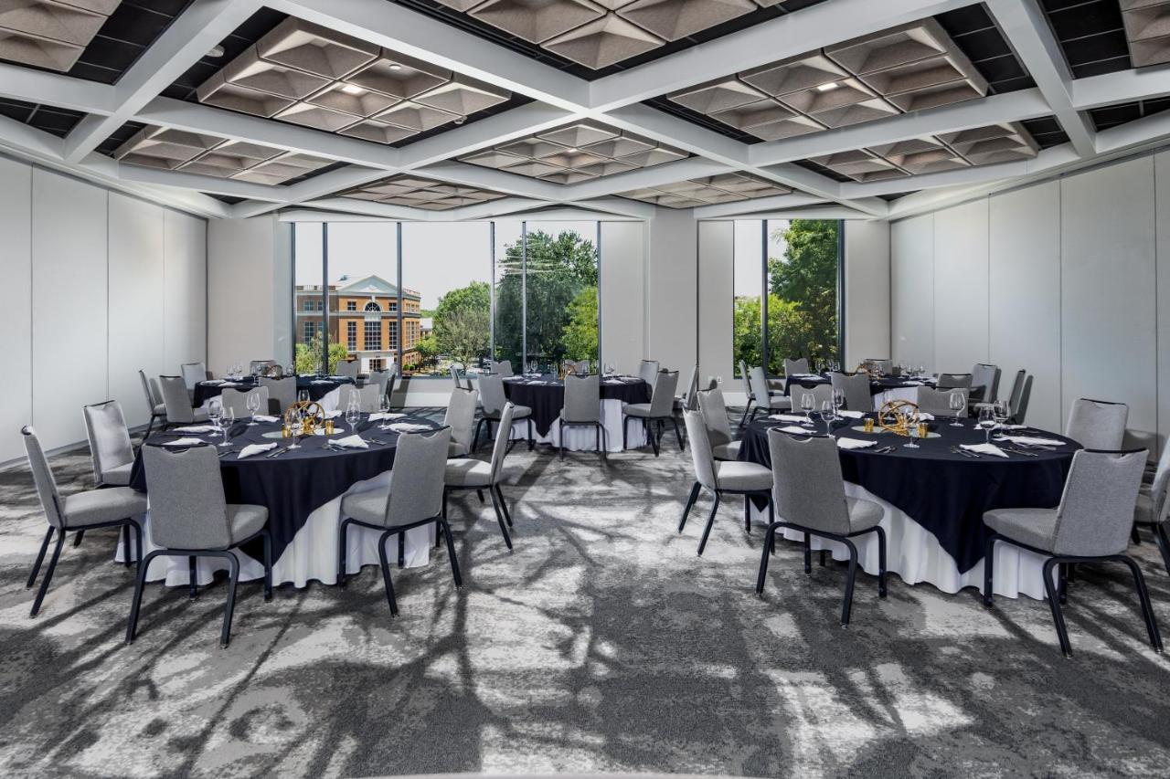 Hyatt Centric Southpark 4*