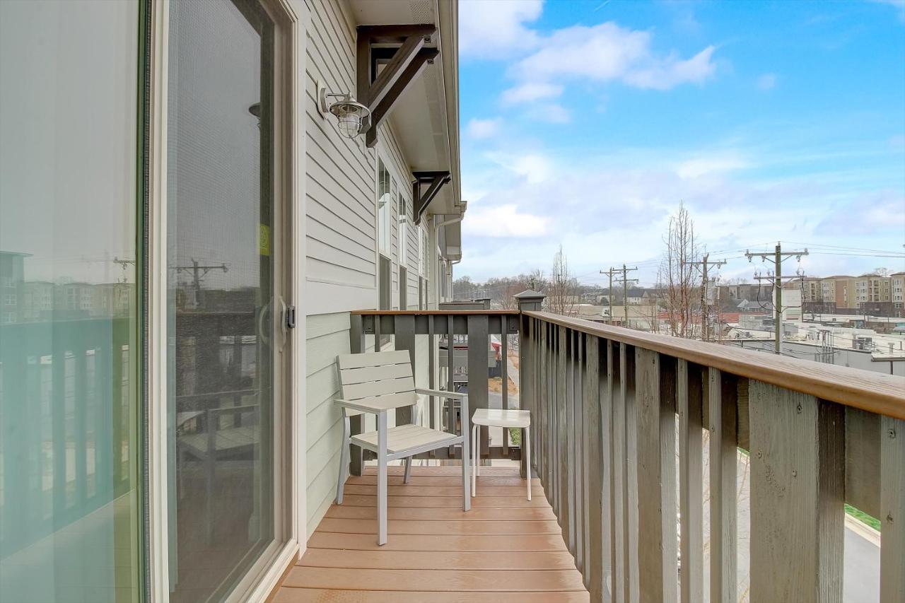 Apartment Frontdesk Plaza Midwood Apts Charlotte, Nc *
