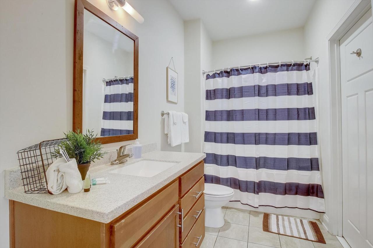 Frontdesk Plaza Midwood Apts Charlotte, Nc * Charlotte