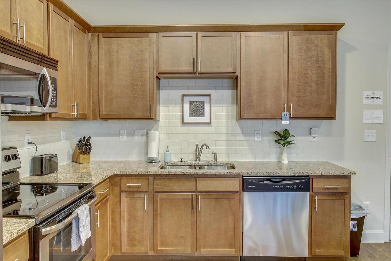 Apartment Studio And 1br Apts By Frontdesk