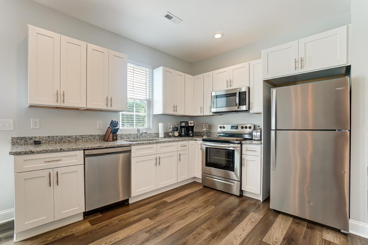 New!! Cozy In Charlotte, Near White Water Center, Uptown & Airport! Charlotte