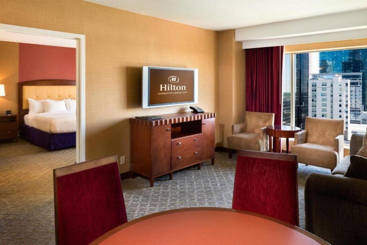 Hotel Hilton Uptown 4*