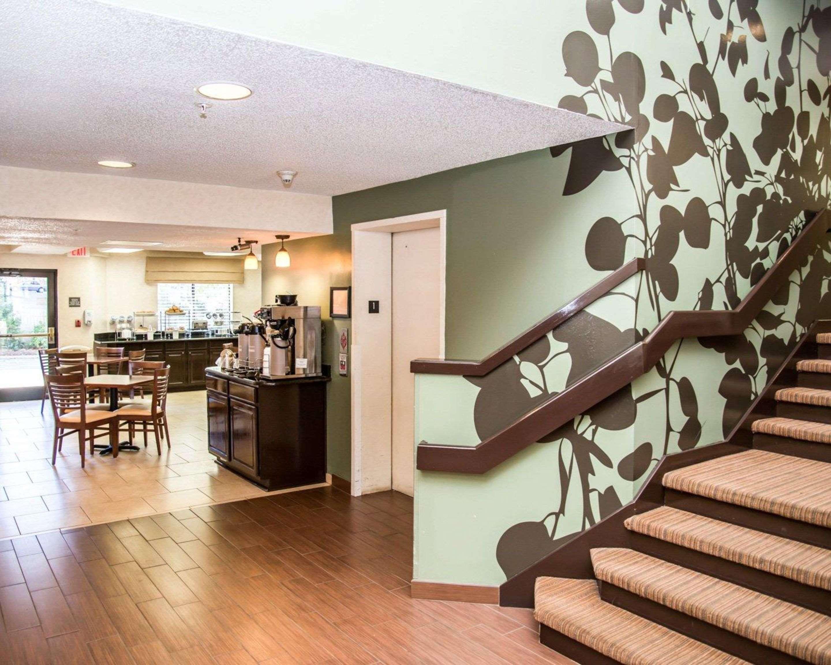 Sleep Place Inn 3*