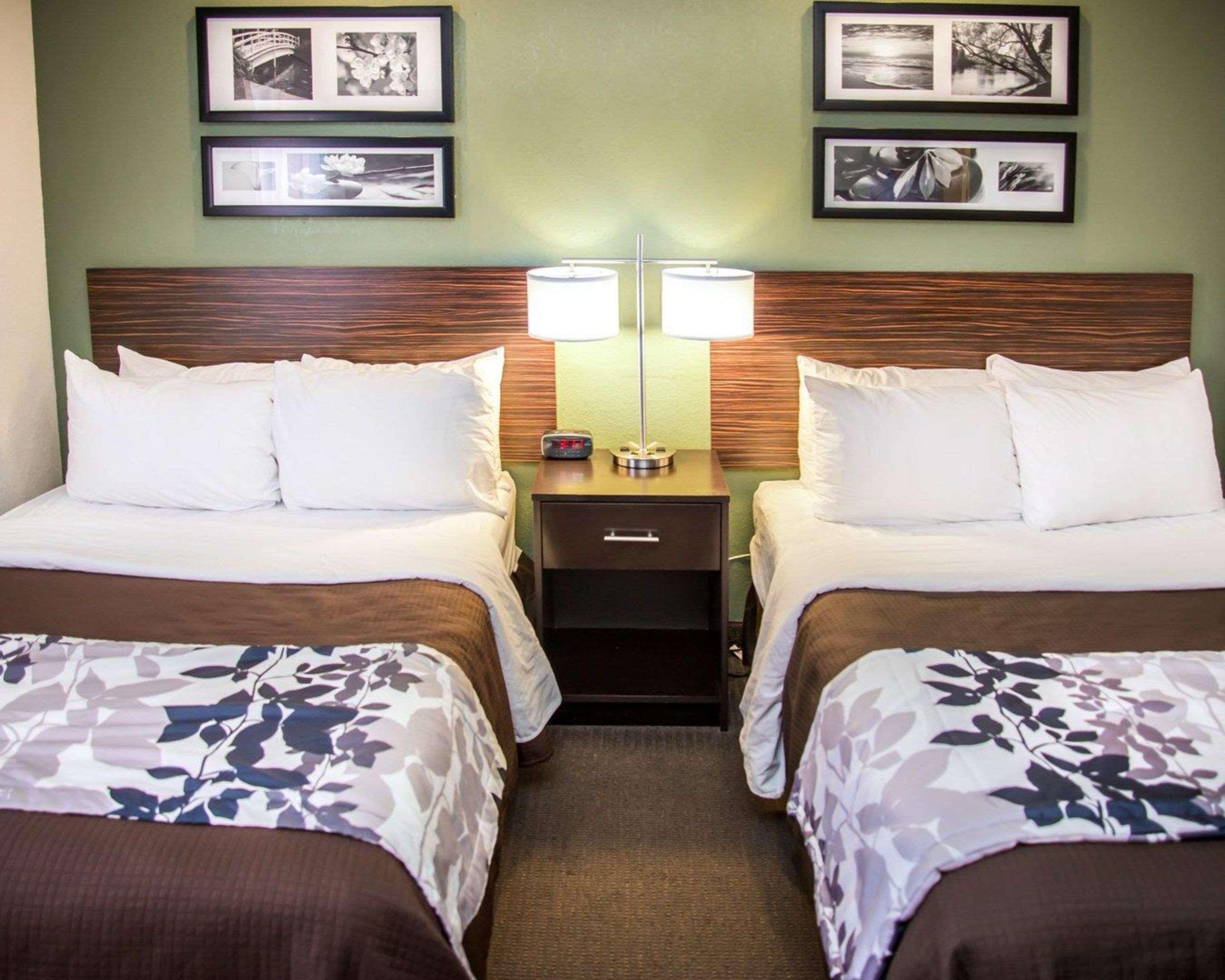Sleep Place Inn Charlotte