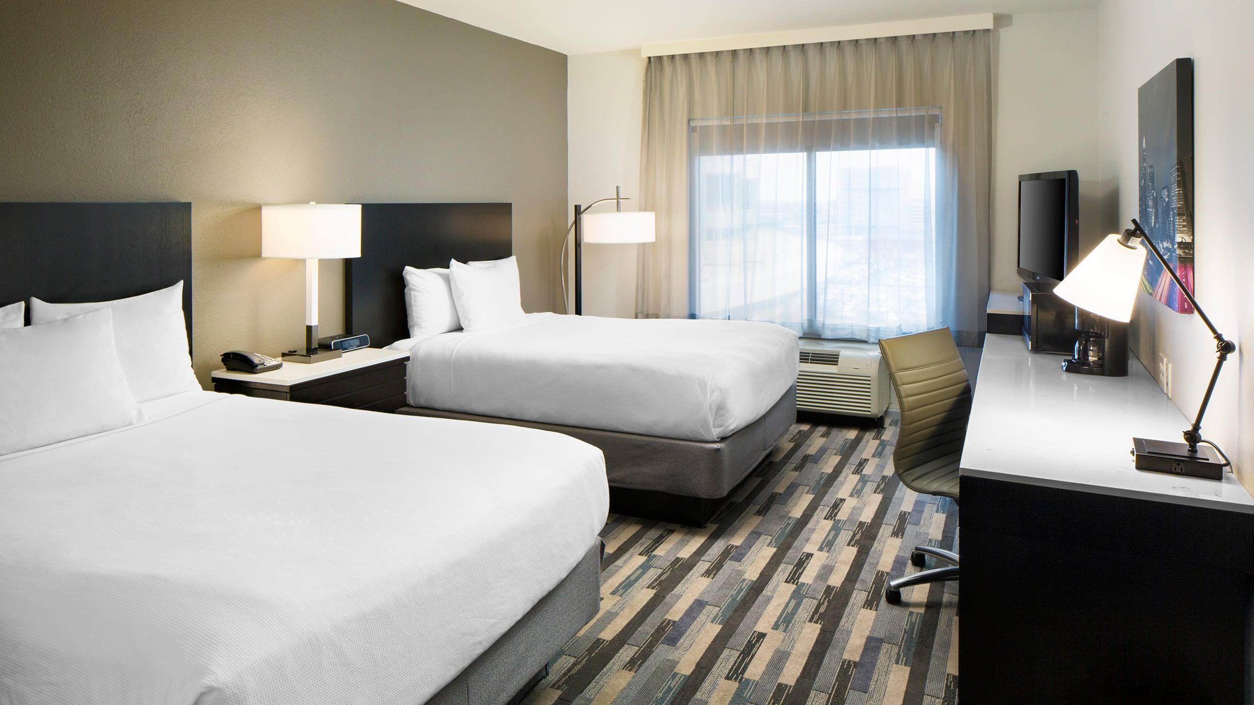Hyatt House Center 3*
