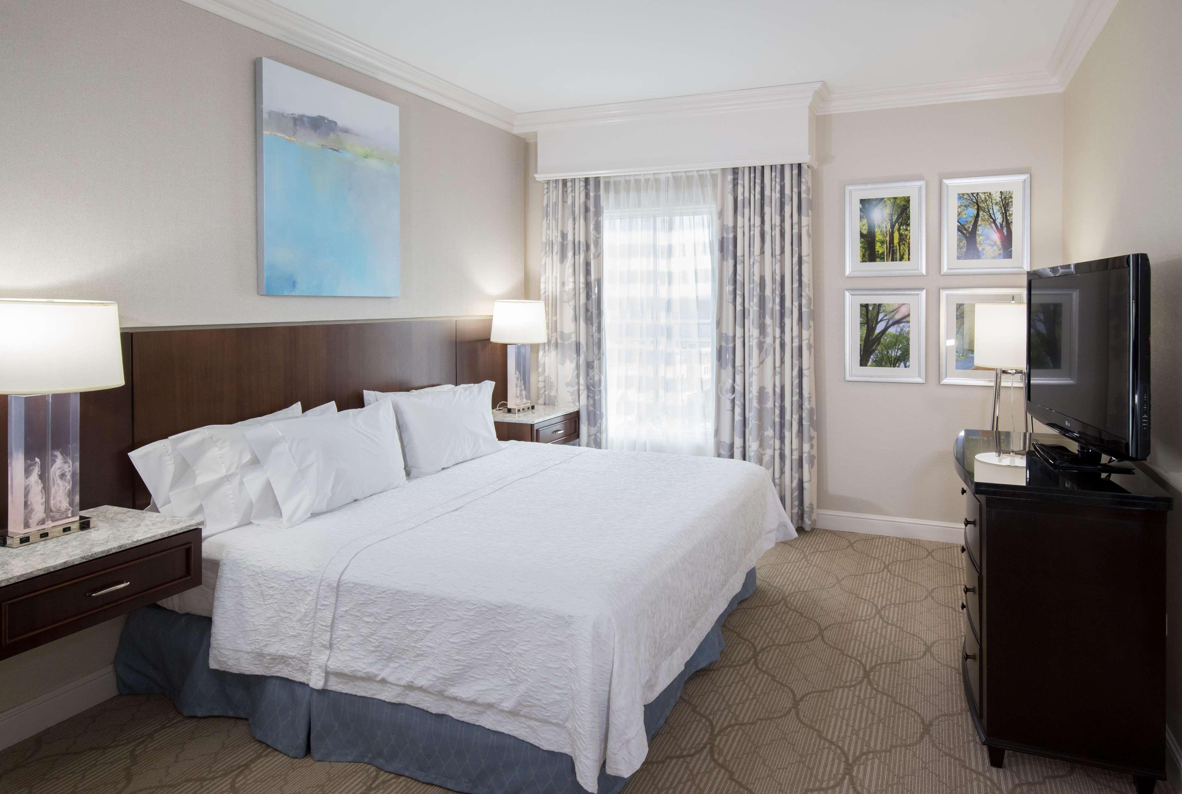 Hampton & South Park At Phillips Place Hotel