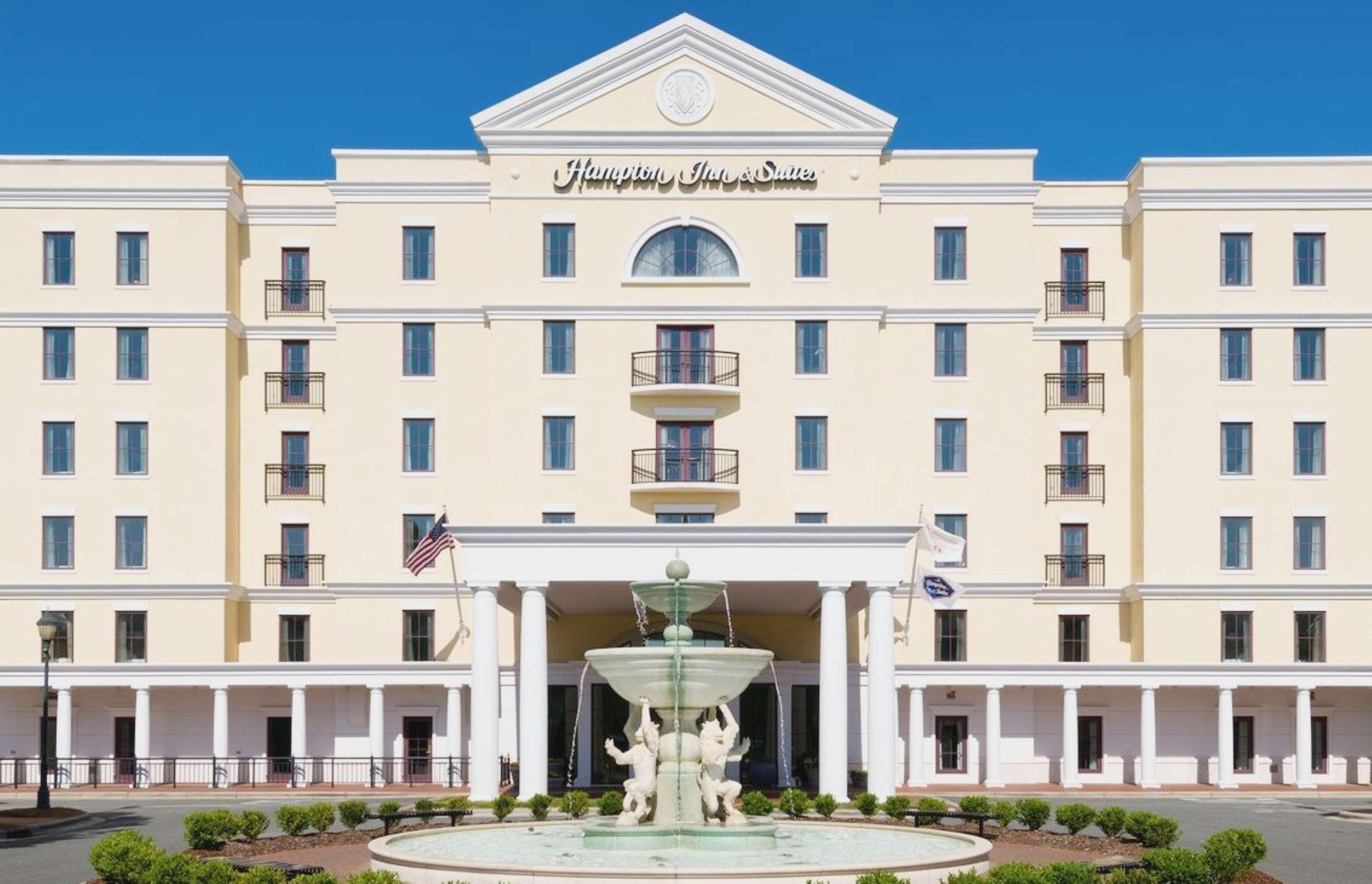 Hampton & South Park At Phillips Place Hotel