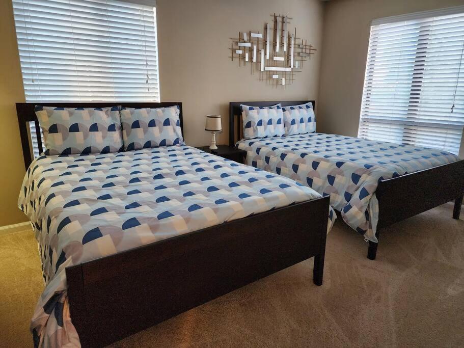 Uptown 2 Bedroom With Wi-fi * Charlotte