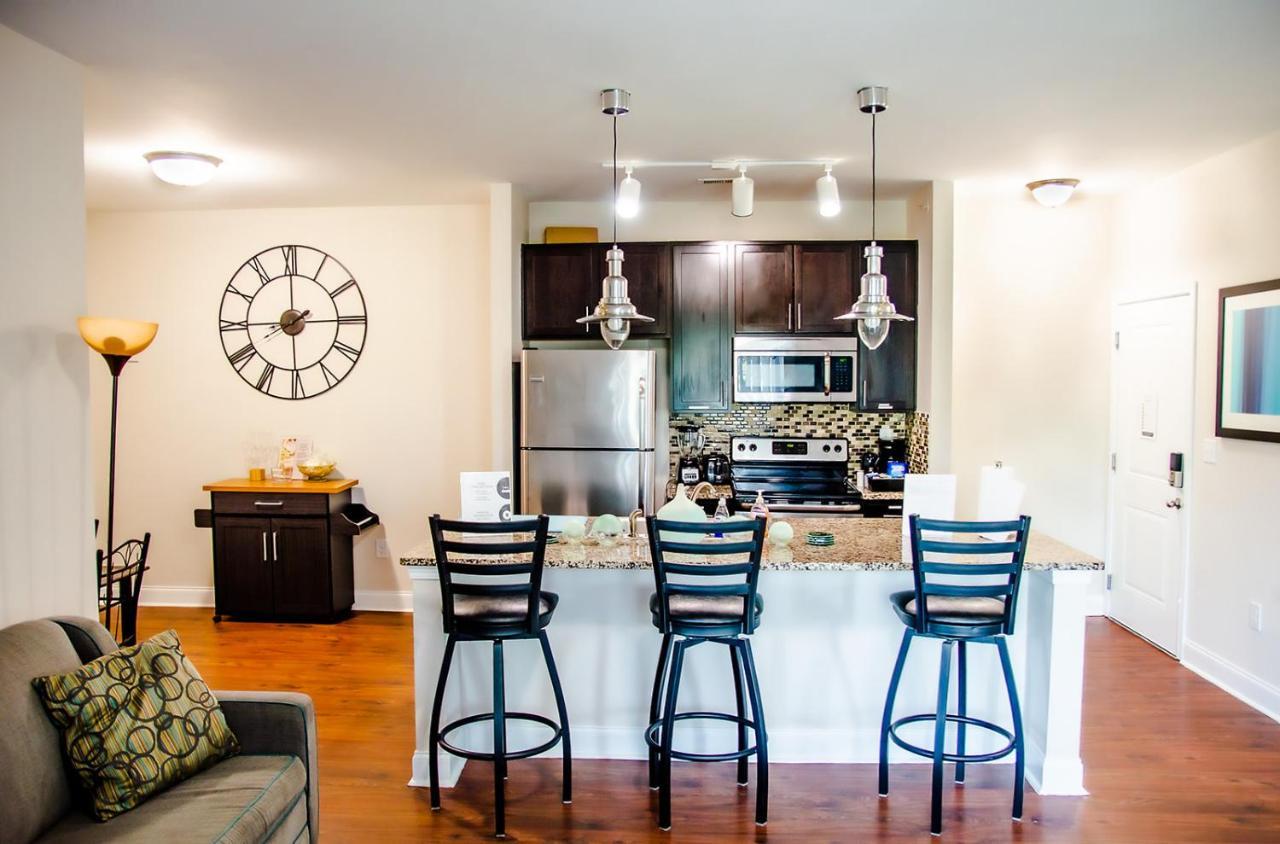 Serene Uptown 2br And 2ba