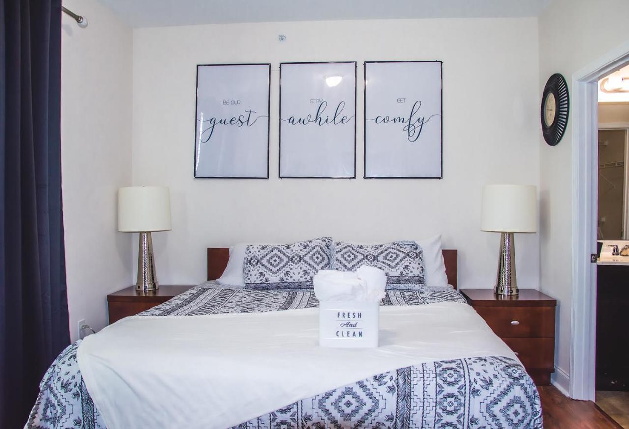 Serene Uptown 2br And 2ba Apartment