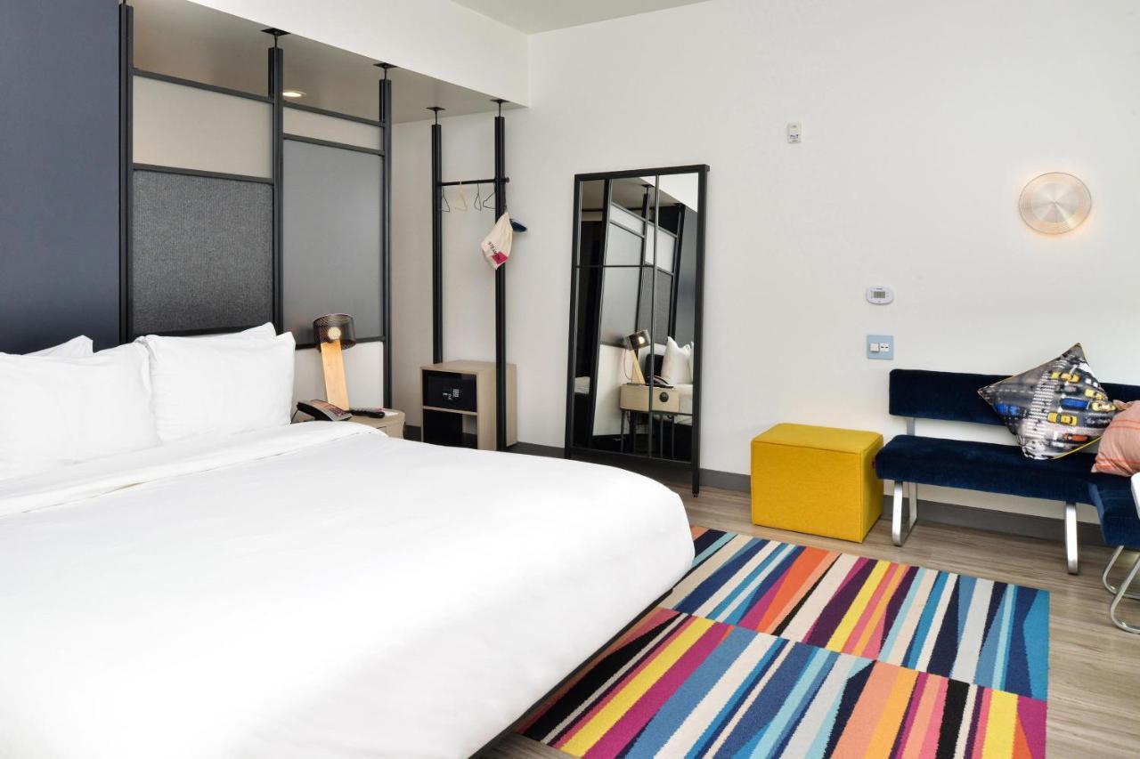 Hotel Aloft Airport