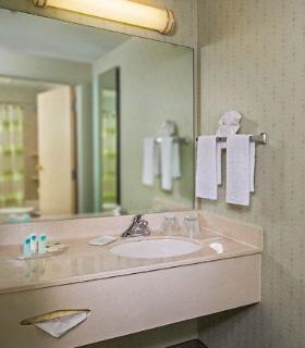 Hotel Springhill Research Park 2*