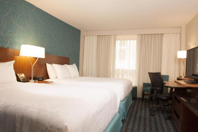Fairfield & By Marriott Uptown