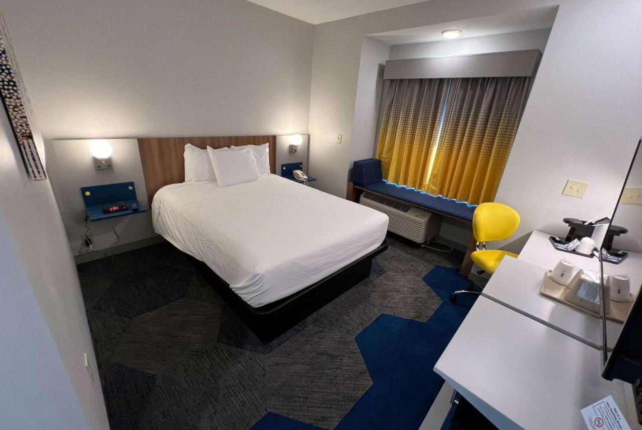Microtel & By Wyndham Charlotte/northlake 2* Charlotte