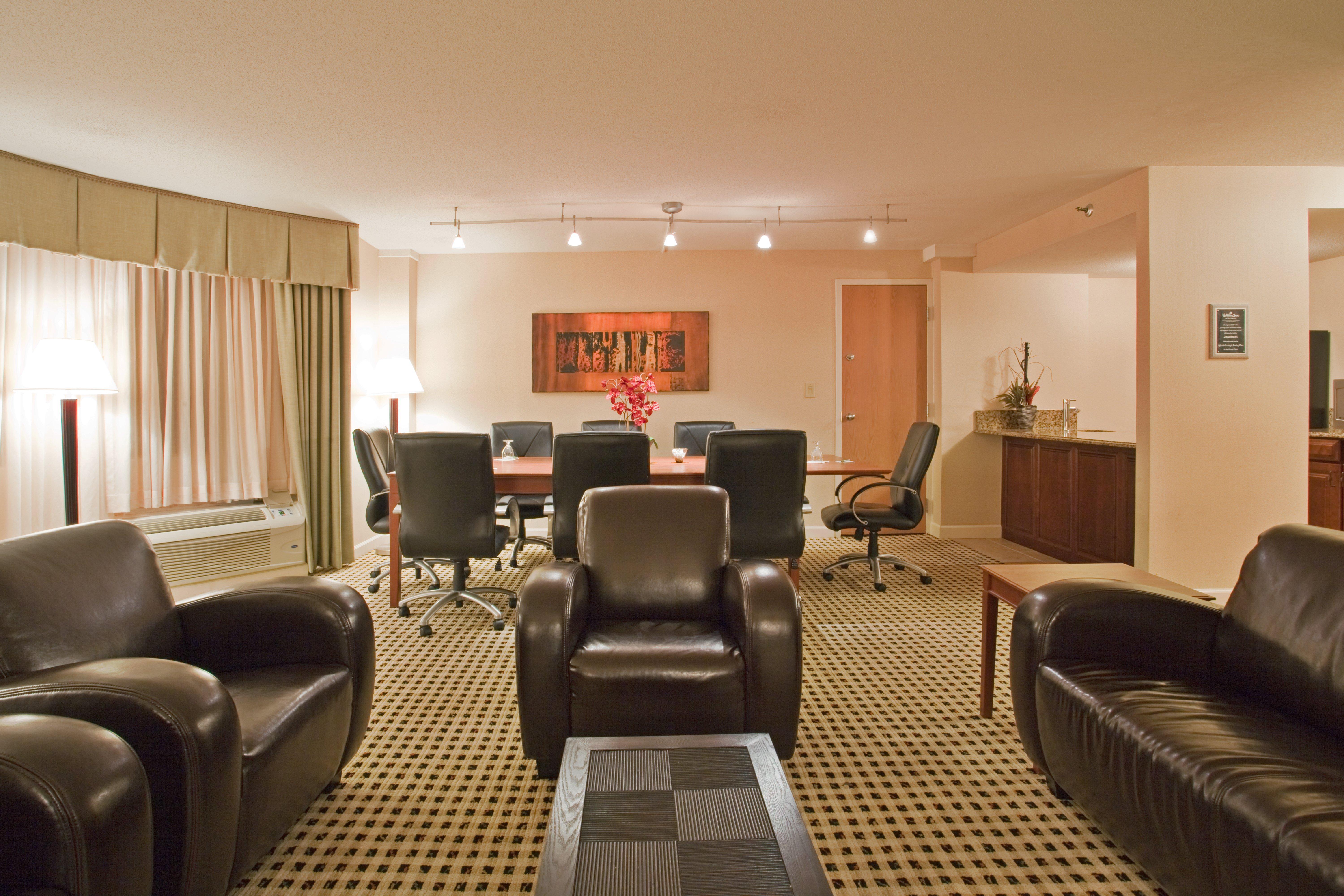 Doubletree By Hilton Center 4*