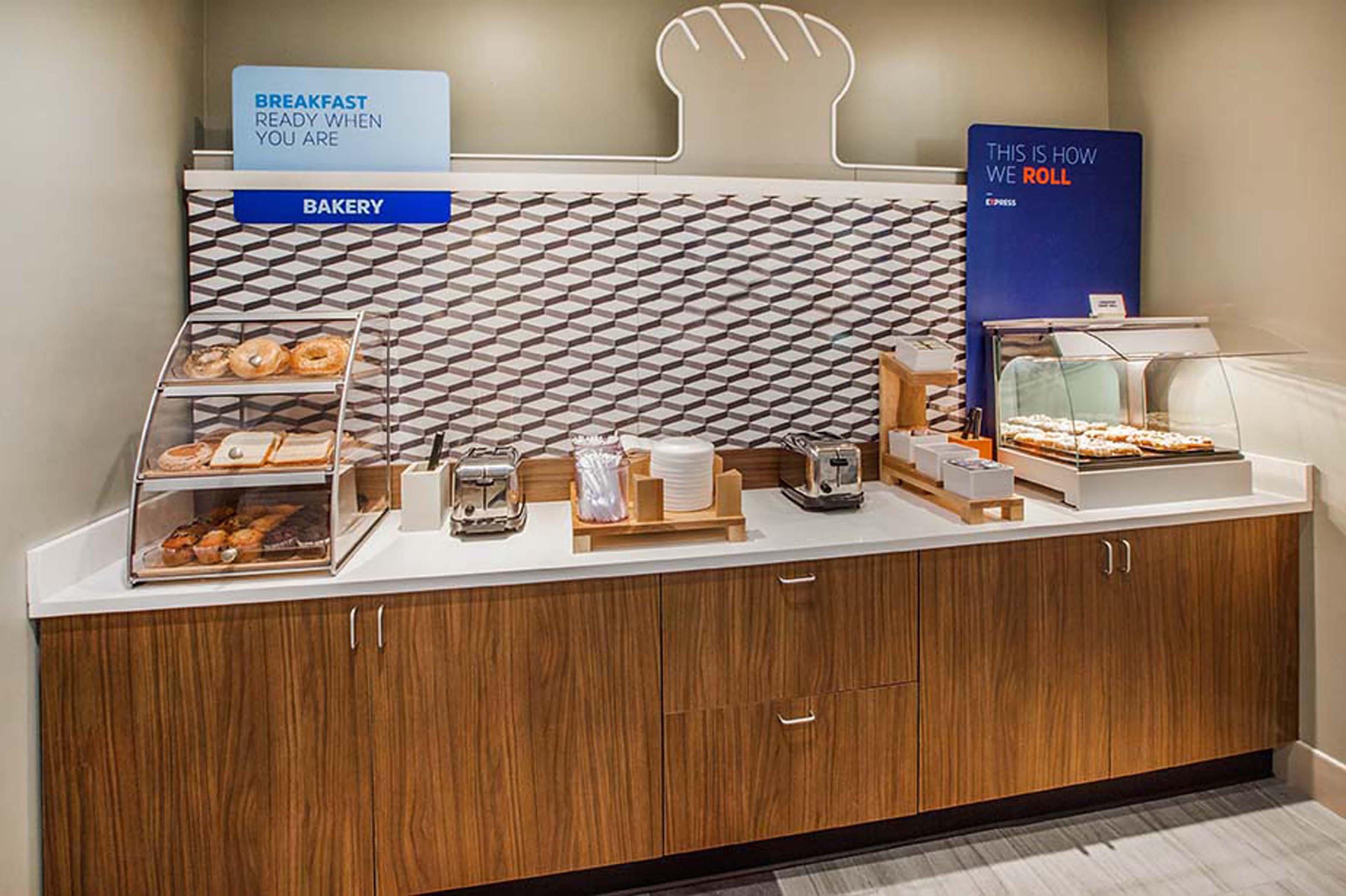 Express & North By Ihg