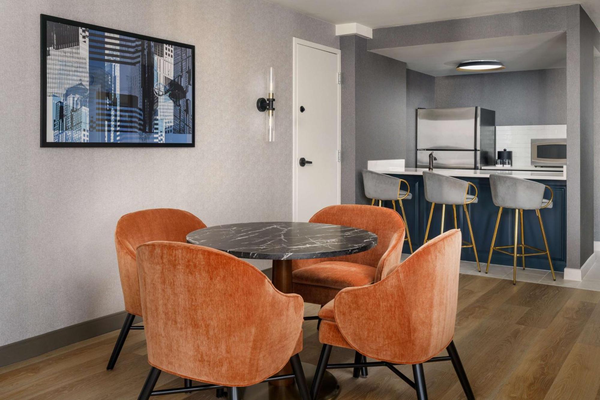 Doubletree By Hilton Center Charlotte